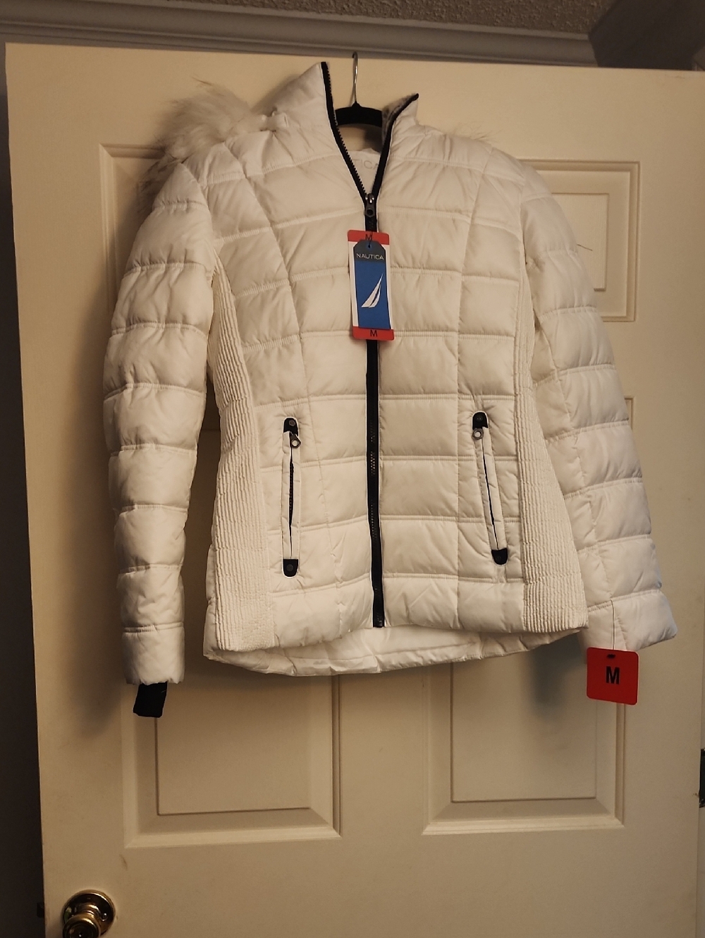 Nautica White Quilted Women's Puffer Jacket with Faux Fur Trim